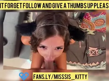 Chaturbate Live Sex of masterr_and_kittyy