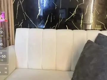 Chaturbate Live Sex Cam of paola23_pm