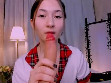 Chaturbate Watch Live Sex Cams of emmicanfly