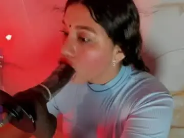 Chaturbate Adult Video Chat of hade_cute2