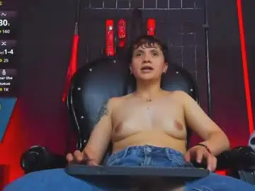 Chaturbate Live Sex Cam of missaelrossi