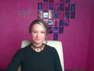 Chaturbate Nude Webcam of moonsusanna