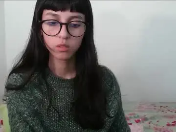 Chaturbate Live Sex Cam of paulainblue