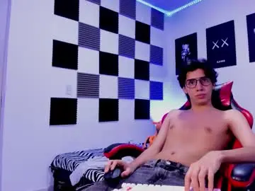 Chaturbate Live Porn of alan_boy01