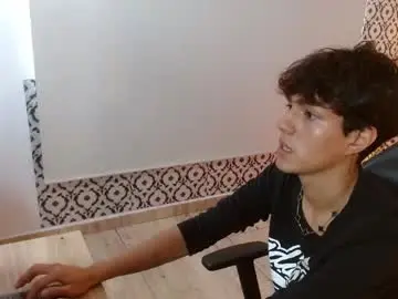 Chaturbate Free Live Porn of damian_tay