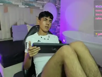 Chaturbate Best live sex cam show of damian_tay