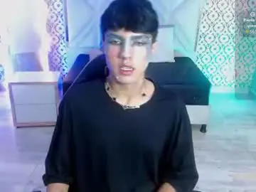 Chaturbate Free Live Porn of damian_tay
