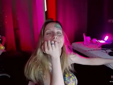 Chaturbate Free Porn Cam of hayles_strong