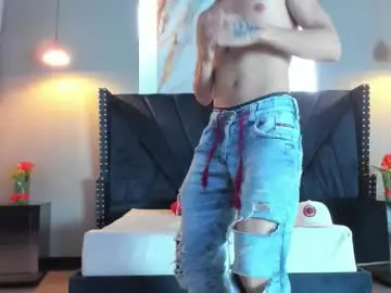 Chaturbate Live Sex Cam of henry_green2