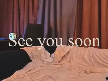 Chaturbate Live Sex Cam of lessyluiz