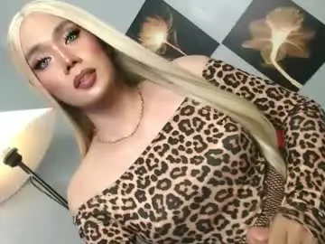 Chaturbate Free Porn Cam of lovers_moon22