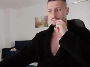 Chaturbate Live Sex Cam of xxx_alejandro