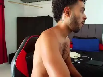 Chaturbate Adult Video Chat of colinlatinbrown