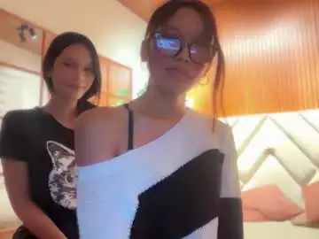 Chaturbate Adult Video Chat of leiah_goddessx