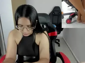 Chaturbate Sex Cam of queen_findom1