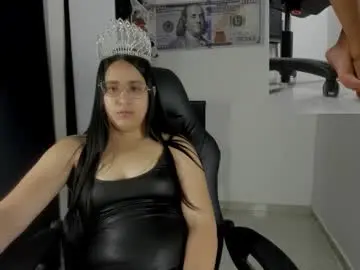 Chaturbate Live Sex Cam of queen_findom1