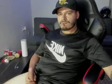 Chaturbate Nude Webcam of ragnar_lothbrok77