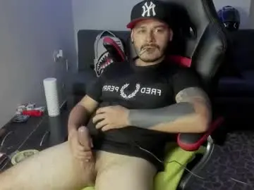 Chaturbate Adult Video Chat of ragnar_lothbrok77