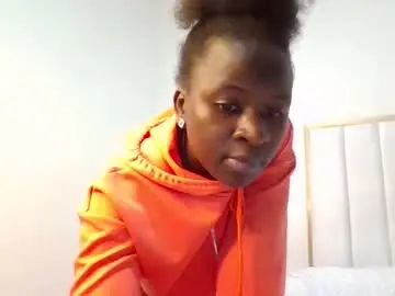 Chaturbate Live Sex Cam of shillah024