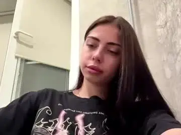 Chaturbate Free Porn Cam of yvonnepfluger