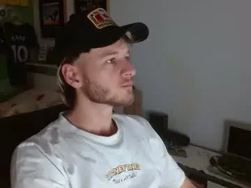 Chaturbate Live Porn of freddy_star