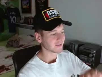 Chaturbate Free Porn Cam of freddy_star