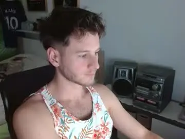 Chaturbate Live Sex Cam of freddy_star