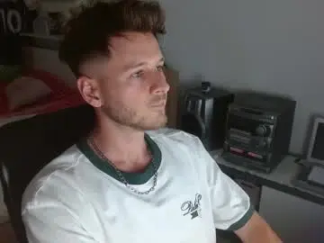 Chaturbate Free Porn Cam of freddy_star