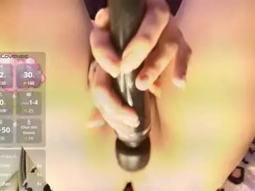 Chaturbate Live Sex Cam of ren_yamashiro