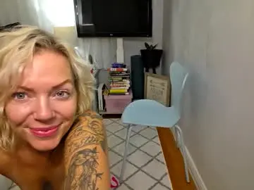 Chaturbate Sex Chat of yogimilflover