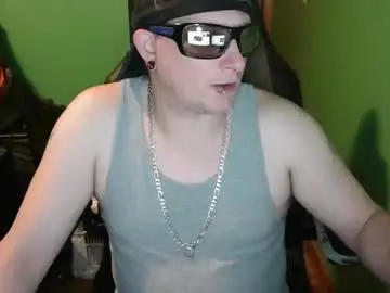 Chaturbate Sex Cam of edwardaims_2please