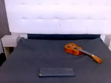 Chaturbate Sex Cam of enzo_ferrer