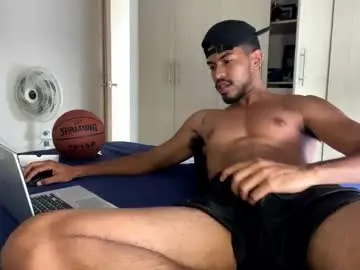 Chaturbate Live Sex Cam of manuel__brown