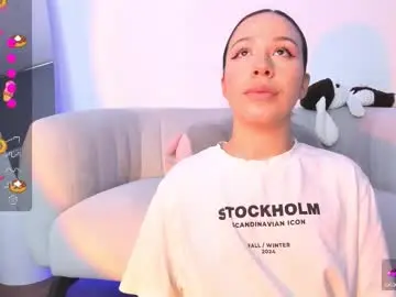 Chaturbate Nude Webcam of missaisha1