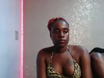 Chaturbate Live Sex Cam of zinadine_