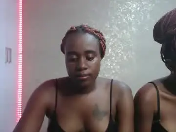 Chaturbate Free Porn Cam of zinadine_