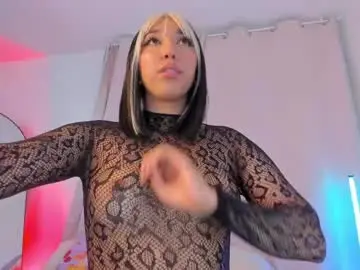 Chaturbate Live Porn of emily_walker4