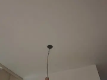 Chaturbate Watch Live Sex Cams of miavero