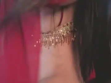 Chaturbate Live Sex Cam of miavero