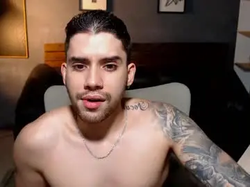 Chaturbate Live Sex Cam of mike_montoya