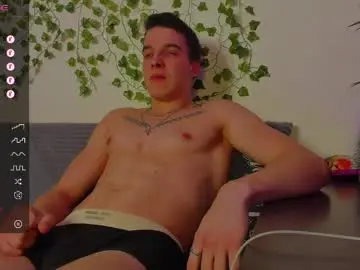 Chaturbate Sex Cam of bravomaestro