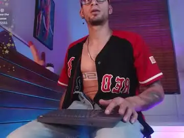 Chaturbate Sex Chat of drakeneumann