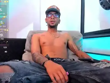 Chaturbate Live Porn of drakeneumann