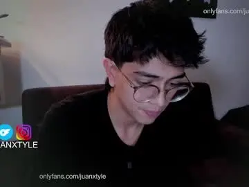 Chaturbate Private Sex Chat of juancamroom