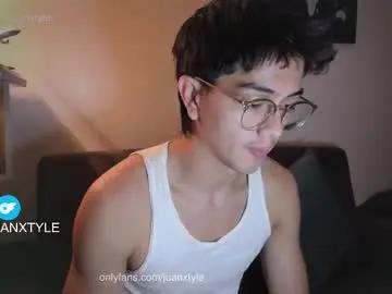 Chaturbate Best live sex cam show of juancamroom