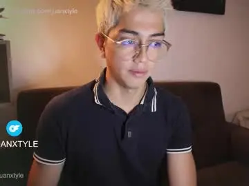 Chaturbate Best live sex cam show of juancamroom