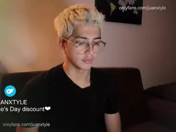 Chaturbate Sex Chat of juancamroom