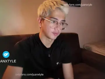 Chaturbate Watch Live Sex Cams of juancamroom