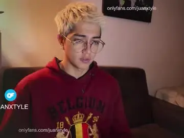 Chaturbate Watch Live Sex Cams of juancamroom