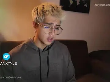 Chaturbate Live Sex of juancamroom